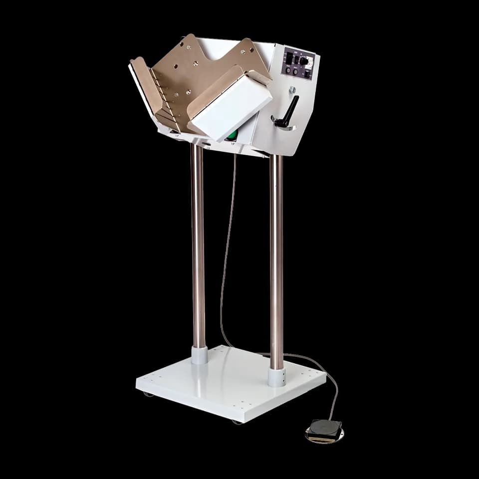 MBM AJ 700 Air-Feed Paper Jogger